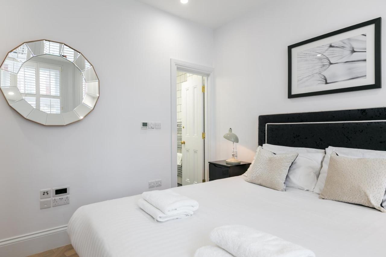 Urban Chic - Shaftesbury