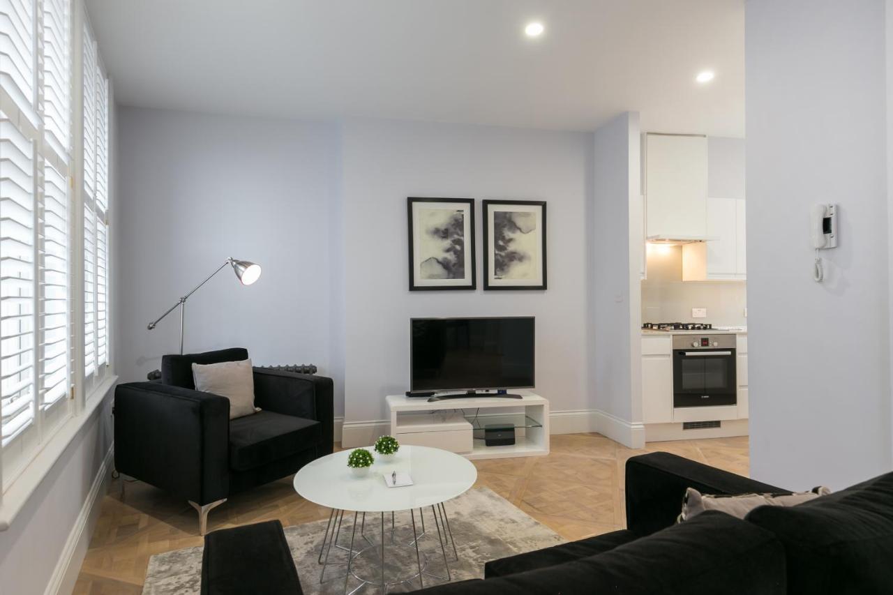 Urban Chic - Shaftesbury Apartment *