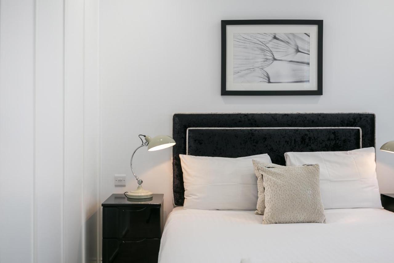 Urban Chic - Shaftesbury Apartment London
